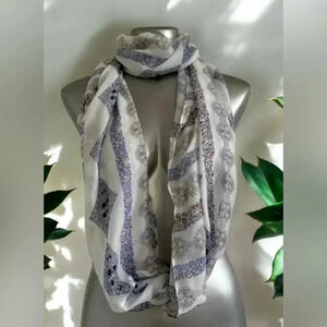 ✅Loft  Infinity Scarf
